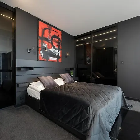 Zoliborz Lux With Parking And Balcony By Renters Prestige Varsóvia