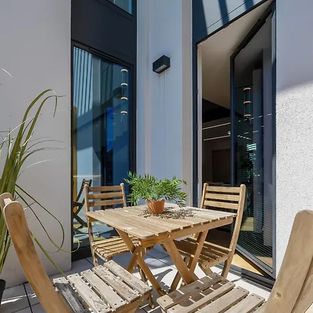 Zoliborz Lux With Parking And Balcony By Renters Prestige Варшава