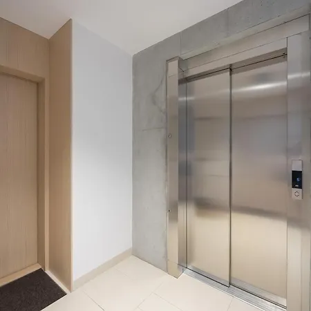 Zoliborz Lux With Parking And Balcony By Renters Prestige דירה ורשה