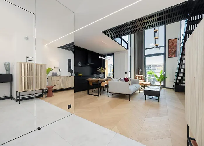 Zoliborz Lux With Parking And Balcony By Renters Prestige Varsóvia