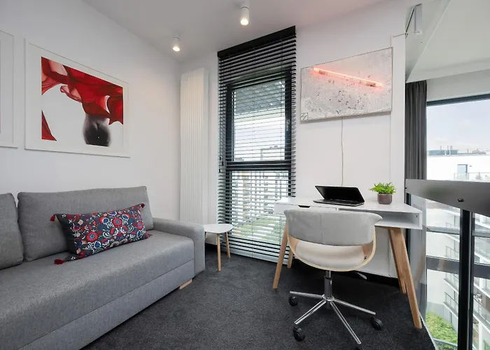 Zoliborz Lux With Parking And Balcony By Renters Prestige Apartamento