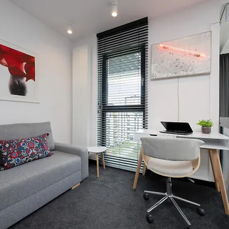 Zoliborz Lux With Parking And Balcony By Renters Prestige Apartmán