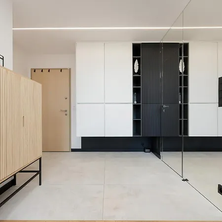 Zoliborz Lux With Parking And Balcony By Renters Prestige Apartmán