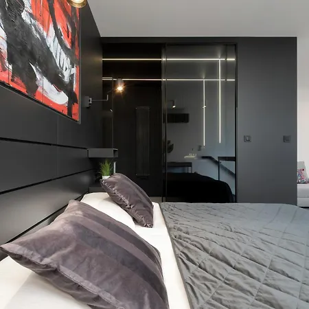 Zoliborz Lux With Parking And Balcony By Renters Prestige Appartement Varsovie